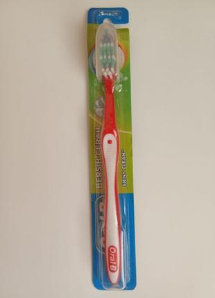 Зубная щетка oral-b