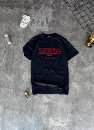 Стильна футболка високої якості adidas