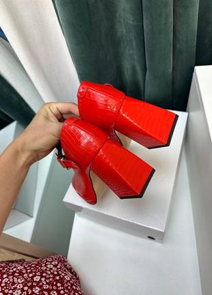 Женские дизайнерские туфли на устойчивом каблуке из натуральной кожи 🪸 m strip3 фото