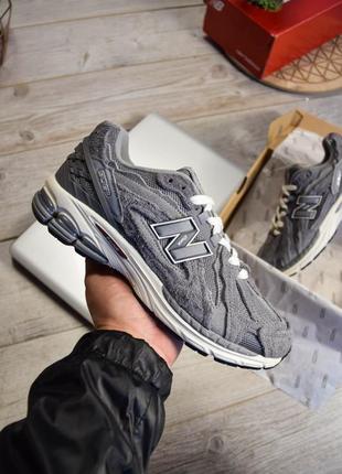 Dark gray new balance sale