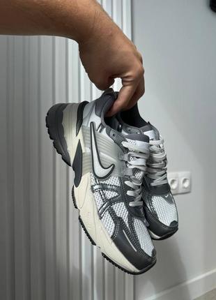 nike air zoom structure 21 24 5 750 entressola Nike Renew de densidade dupla 146236186