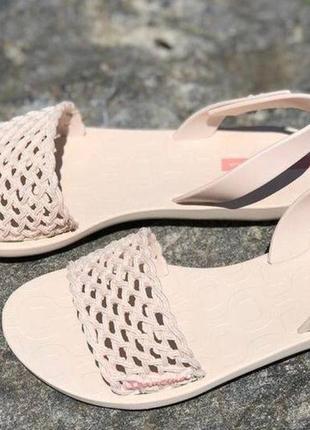Ipanema breezy sandal fem жіночі бежеві.