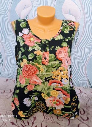 Стильная женская кофточка