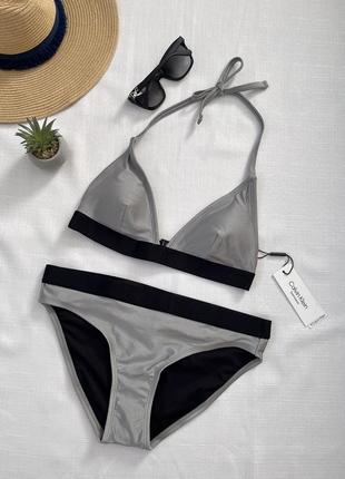 Красивый раздельный купальник с шиммером calvin klein. оригинал