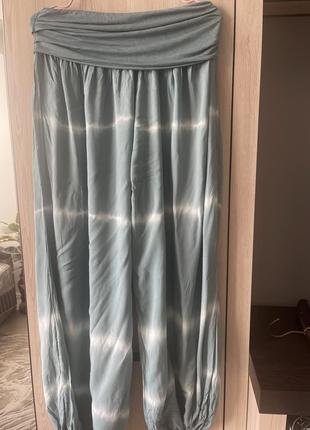 Легкие брюки
