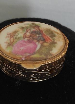 Таблетница миниатюрная