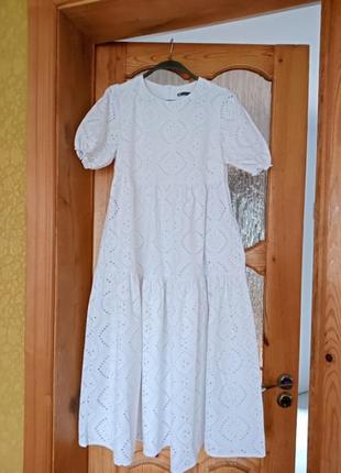 Платье из прошвы