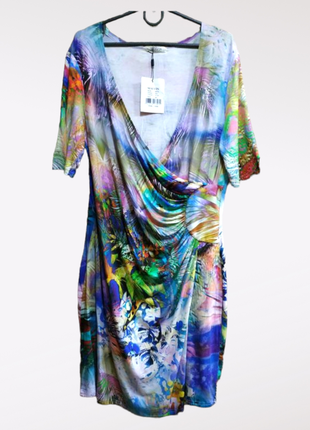 Красивое трикотажное платье