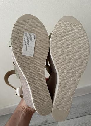 Босоніжки4 фото