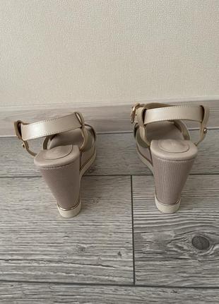 Босоніжки3 фото