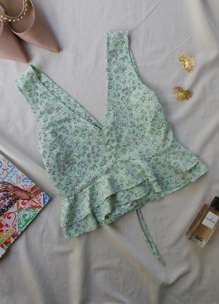 Актуальний топ блуза з баскою квітковий принт від primark