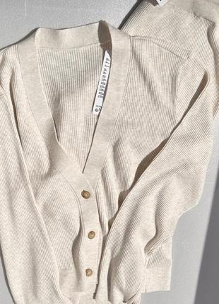 Костюм из трикотажа uniqlo