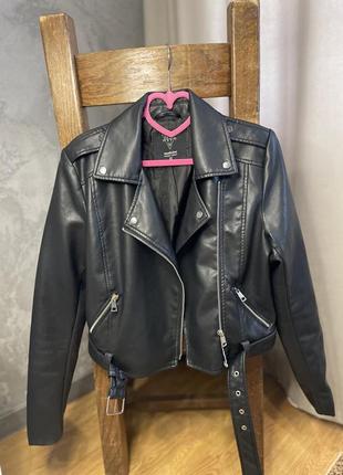 Шкіряна курточка косуха