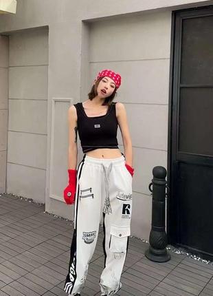 Спортивные штаны