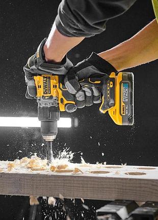Дрель-шуруповёрт аккумуляторная бесщёточная ударная dewalt dcd805h2t 4