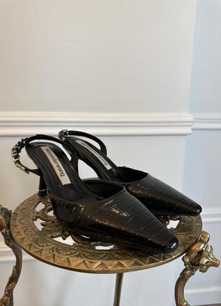 Босоножки модного дома alexandre wang