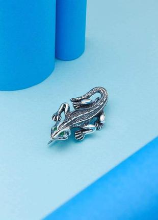 Серебряная брошь игуана.