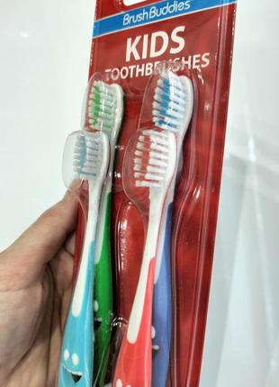 Зубна щітка дитяча, комплект набір 4 шт "brush buddies" kids