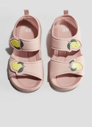 Сандалі h&m