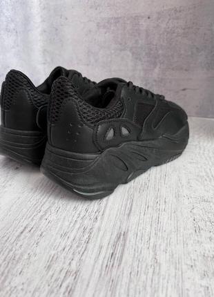 Повсякденні жіночі кросівки3 фото