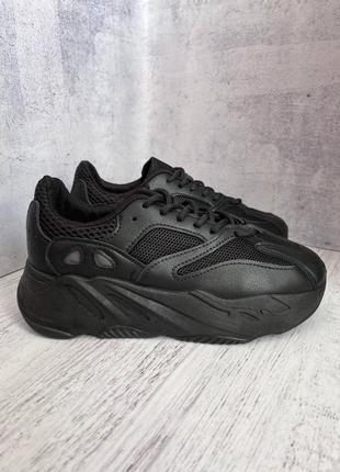 Повсякденні жіночі кросівки5 фото