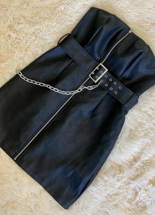 Сукня-корсет з еко-шкіри