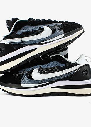 Мужские кроссовки sacai x nike vaporwaffle black/white2 фото
