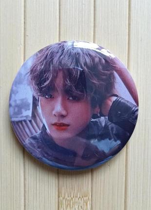 Значок на булавке 5,6 см jungkook (jeon jung-kook) чон чонгук bts