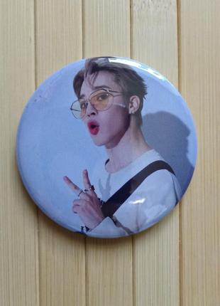 Значок на булавке 5,6 см чимин jimin bts