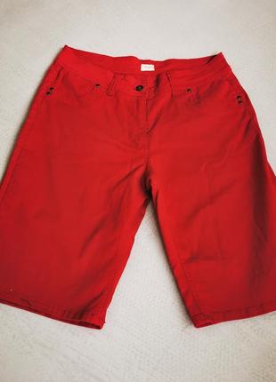 Шорти жіночі