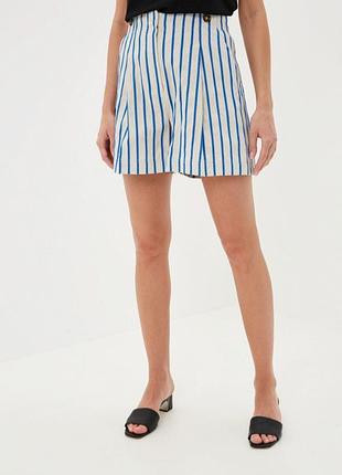 Шорты в полоску со складками из чистого льна
коллекция m&amp;s 52-54 размер