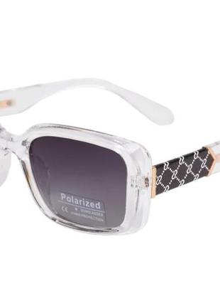 Очки женские с черными линзами