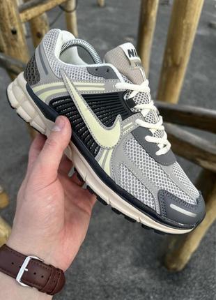 Кроссовки nike zoom vomero 5