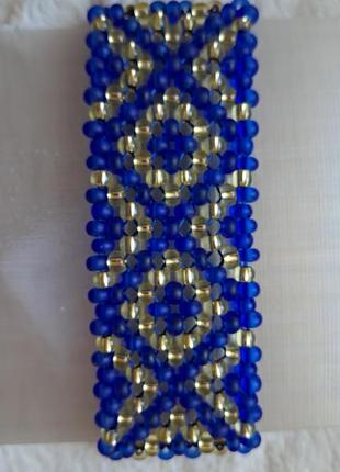 Браслет из матового чешского бисера