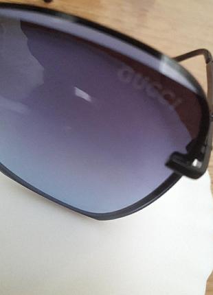 Сонцезахисні окуляри gucci