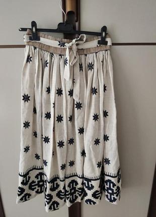 Женская леная юбка.