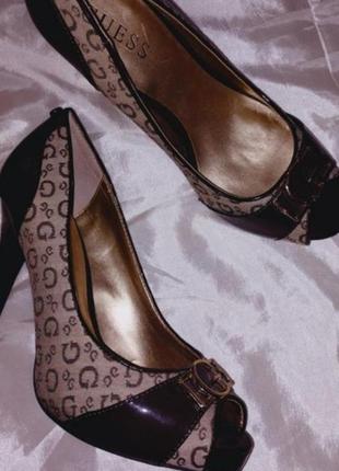 Жіночі туфлі/guess оригінал / жіночі туфлі