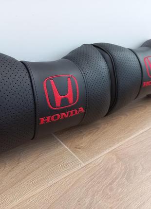 Подушка-подголовник honda (любой логотип)