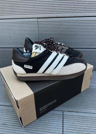 Кроссовки adidas