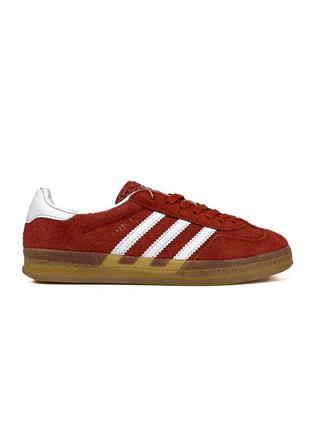 Женские кроссовки adidas gazelle red