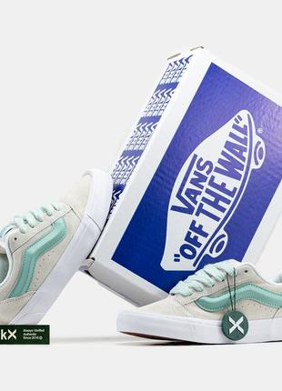 Женские кроссовки vans knu skool