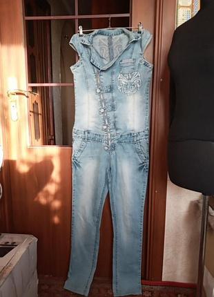 Комбенизон новый,джинс,котон,р.52,50,48 фирма турция ц.380 гр