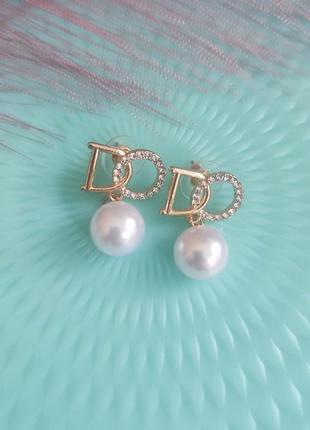 Серьги, смотрите больше бижутерии в своих обьевах4 фото