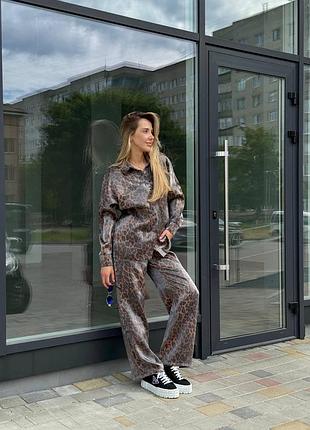 Костюм брючный женский на каждый день леопардовый