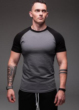 👕чоловіча футболка сіра з чорним рукавом