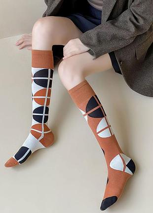 Женские гольфы с ромбами асимметричные 3394 стиль оксфорд высокие носки разные в офис