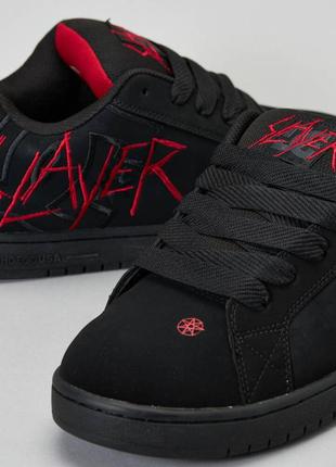 Dc х slayer court graffik4 фото