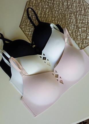 Бесшовный бюстгальтер без косточек