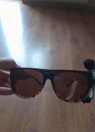 Солнцесберегающие очки primark. привезены из австреи