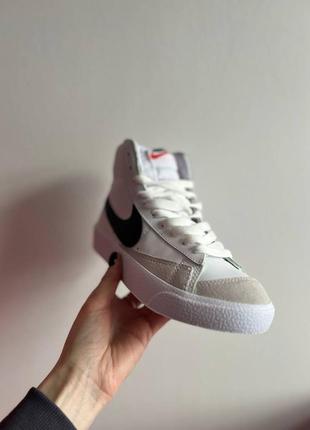 Жіночі кеди nike blazer mid vintage 77 white